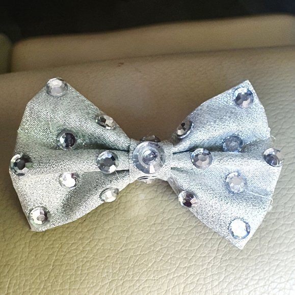 🐶 3 for $15 Pablo Diamonds Bling Bling Silver Bow Tie - Picture 2 of 15